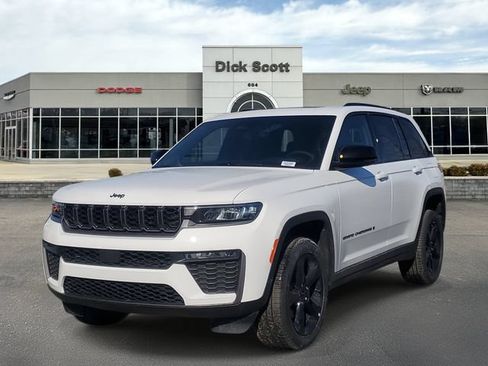 New 2026 Jeep Grand Cherokee Limited w/ Limited Altitude Package AWD/4WD image 2