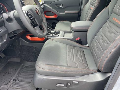 New 2025 Nissan Frontier PRO-4X image 12