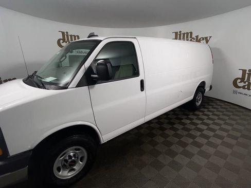 New 2025 GMC Savana 3500 Extended w/ Driver Convenience Package image 4