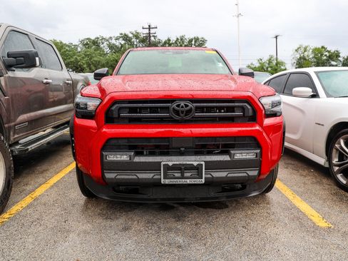 Used 2025 Toyota 4Runner SR5 RWD image 5