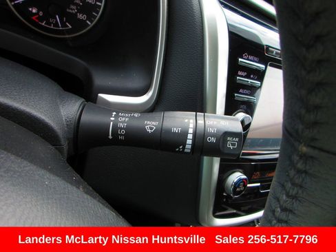 Used 2018 Nissan Murano SL w/ Moonroof Package image 25