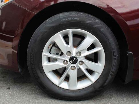 Used 2017 Kia Optima LX w/ Convenience Package FWD image 32