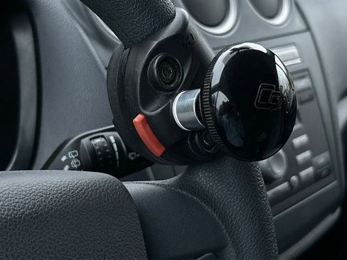 Used 2011 Ford Transit Connect XLT Premium image 20