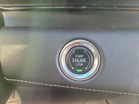 Used 2023 Cadillac Escalade Sport image 32