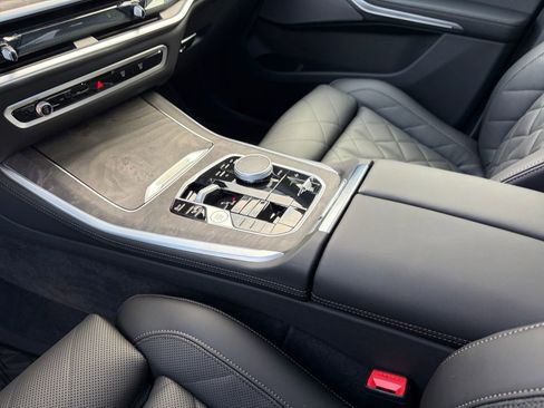 New 2026 BMW X5 xDrive40i w/ M Sport Package image 17