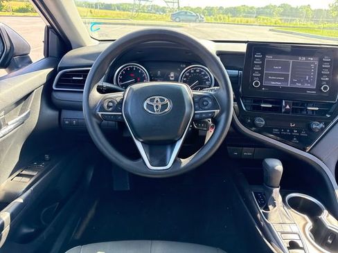 Used 2023 Toyota Camry LE AWD/4WD image 19