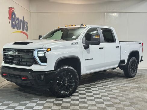 New 2026 Chevrolet Silverado 2500 LT w/ Trail Boss Package AWD/4WD image 2