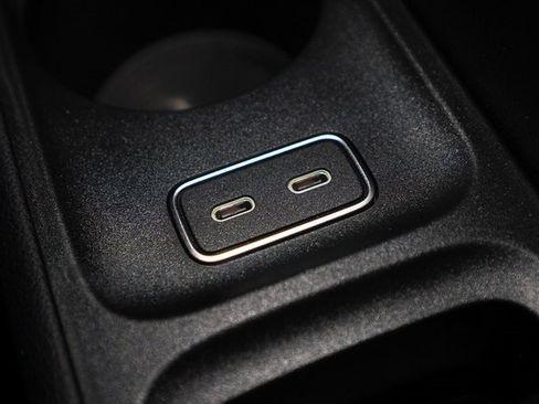 New 2026 Mercedes-Benz GLS 580 GLS 580 image 38