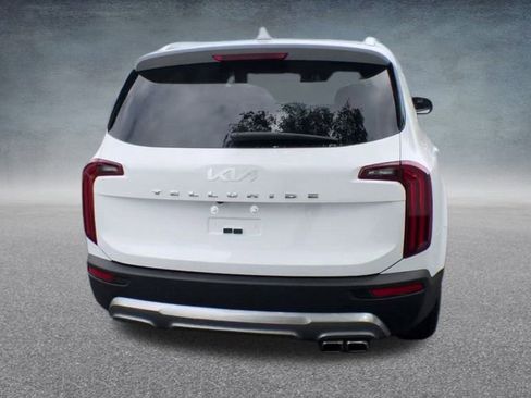 Used 2022 Kia Telluride EX w/ EX Premium Package image 21