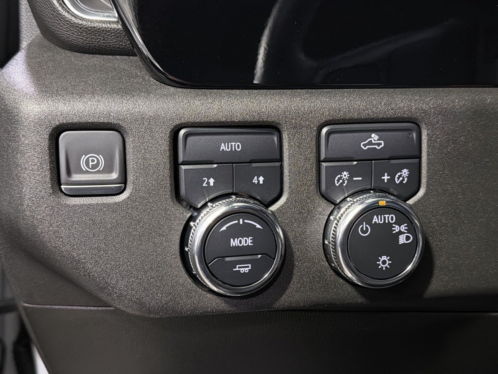 Used 2023 GMC Sierra 1500 SLE AWD/4WD image 29