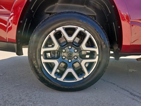 Used 2025 RAM 1500 Tungsten w/ Trailer Tow Group AWD/4WD image 9