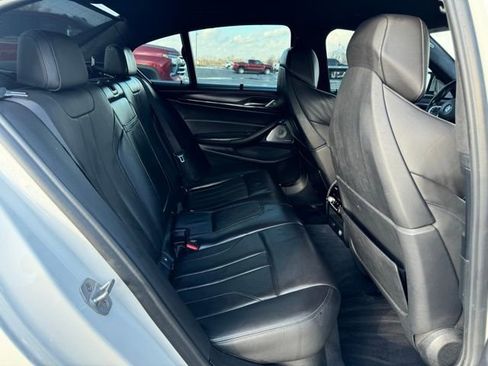 Used 2018 BMW M5 w/ Executive Package image 18