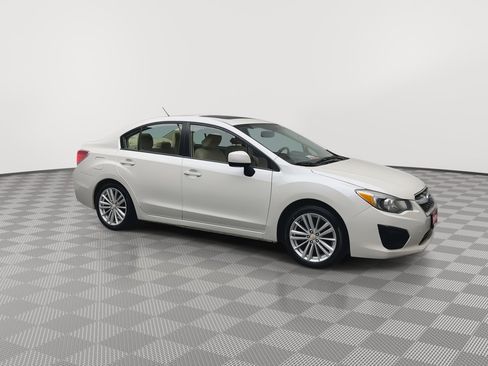 Used 2014 Subaru Impreza 2.0i Premium image 32