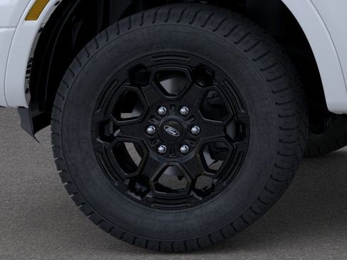 New 2026 Ford Ranger XLT w/ Black Appearance Package image 19