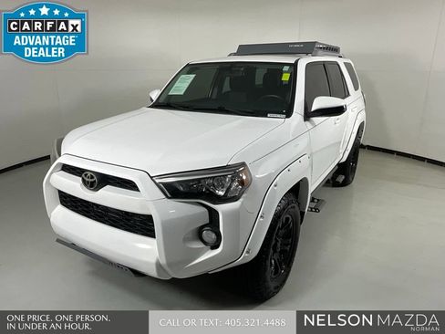Used 2016 Toyota 4Runner SR5 AWD/4WD image 1