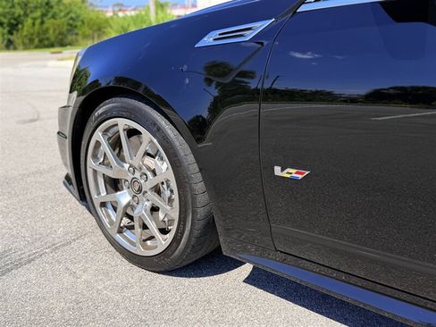 Used 2010 Cadillac CTS V w/ Wood Trim Package RWD image 20
