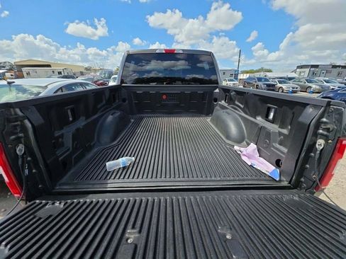 Used 2018 Ford F150 XLT image 9