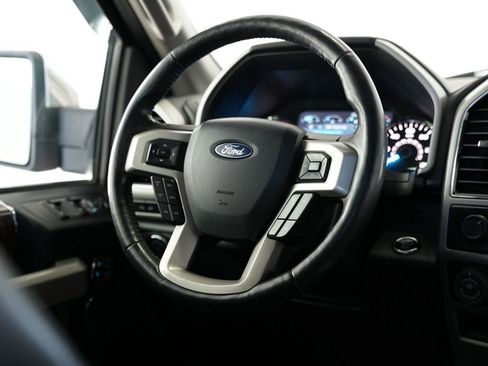 Used 2018 Ford F150 Lariat w/ Equipment Group 502A Luxury AWD/4WD image 11