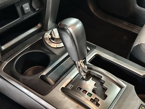 Used 2022 Toyota 4Runner SR5 Premium AWD/4WD image 23