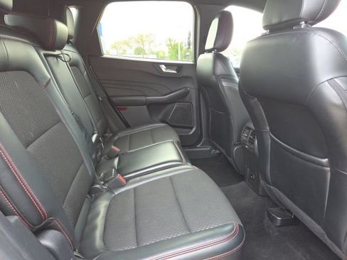 Used 2025 Ford Escape ST-Line FWD image 18