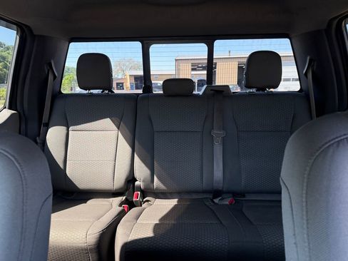 Used 2015 Ford F150 XLT w/ Equipment Group 302A Luxury AWD/4WD image 24