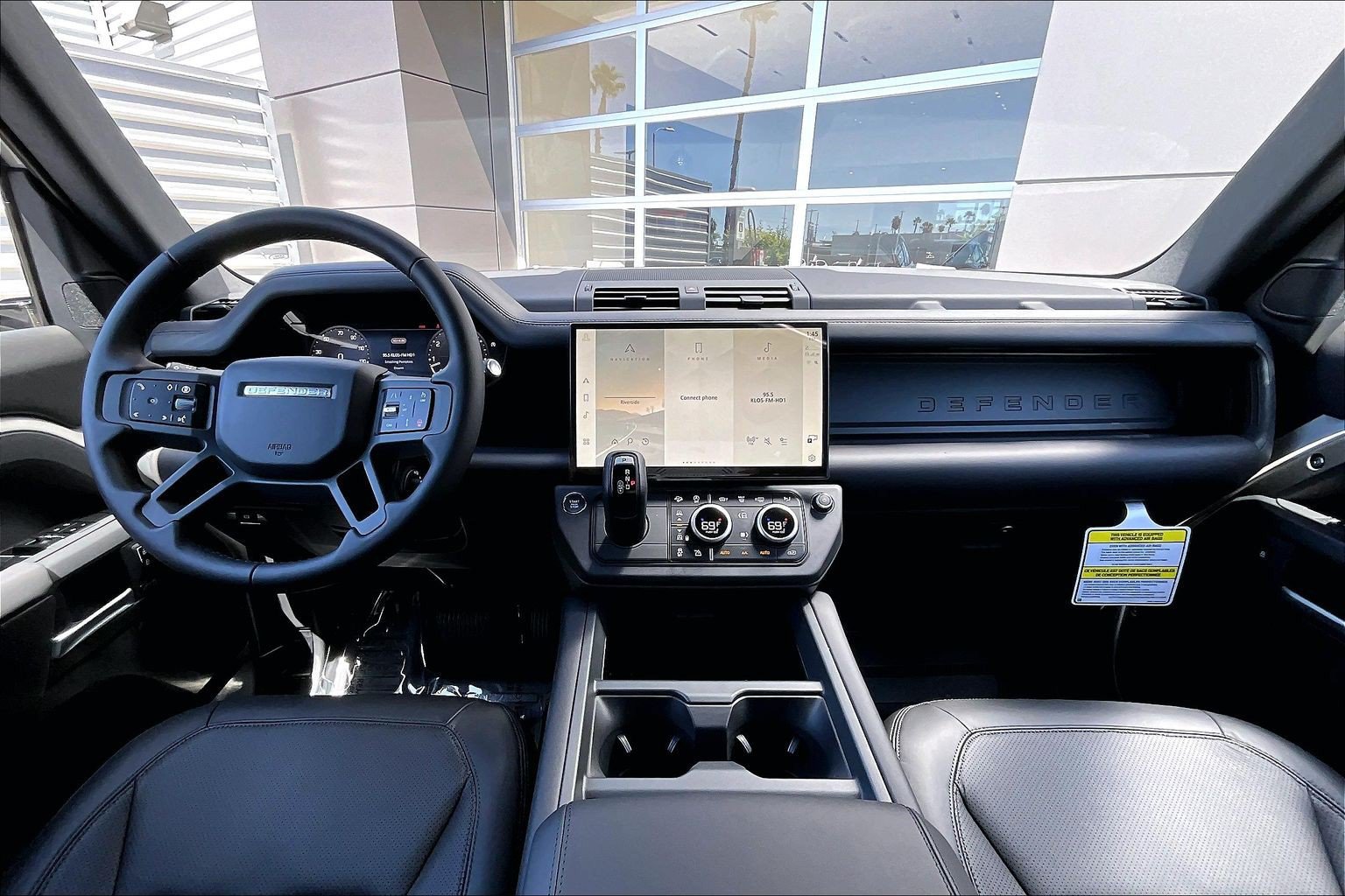 New 2026 Land Rover Defender 110 X-Dynamic SE AWD/4WD image 5