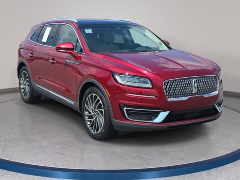 Used 2019 Lincoln Nautilus Reserve FWD image 3