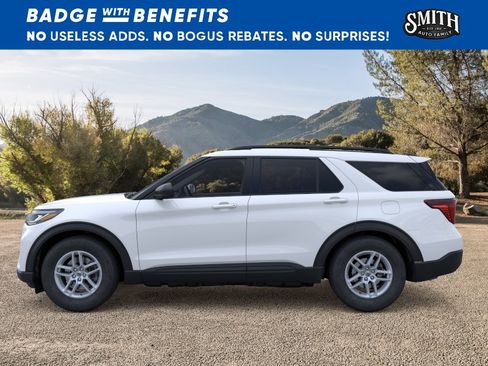 New 2026 Ford Explorer Active RWD image 4