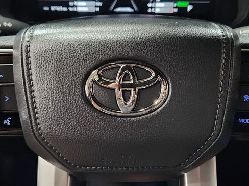 Used 2023 Toyota Tundra Platinum image 51