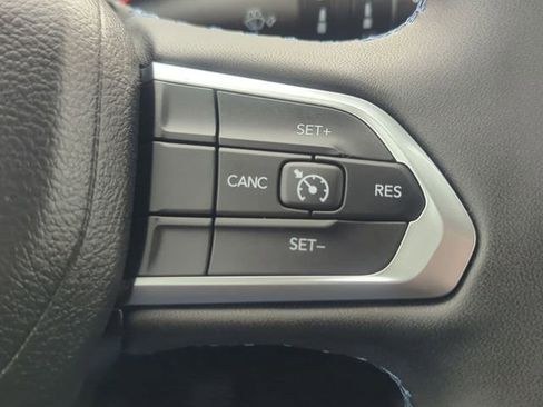 Certified 2022 Jeep Compass Latitude image 14