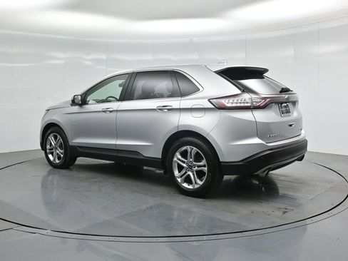 Certified 2018 Ford Edge Titanium image 7