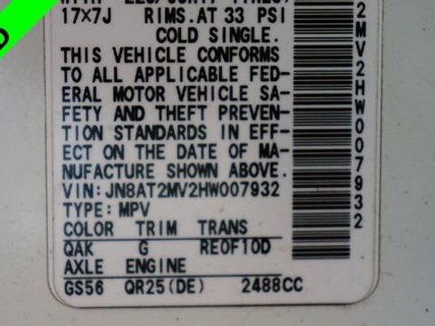 Used 2017 Nissan Rogue SV image 91