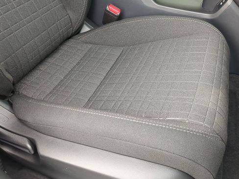 Certified 2025 Honda HR-V LX image 20