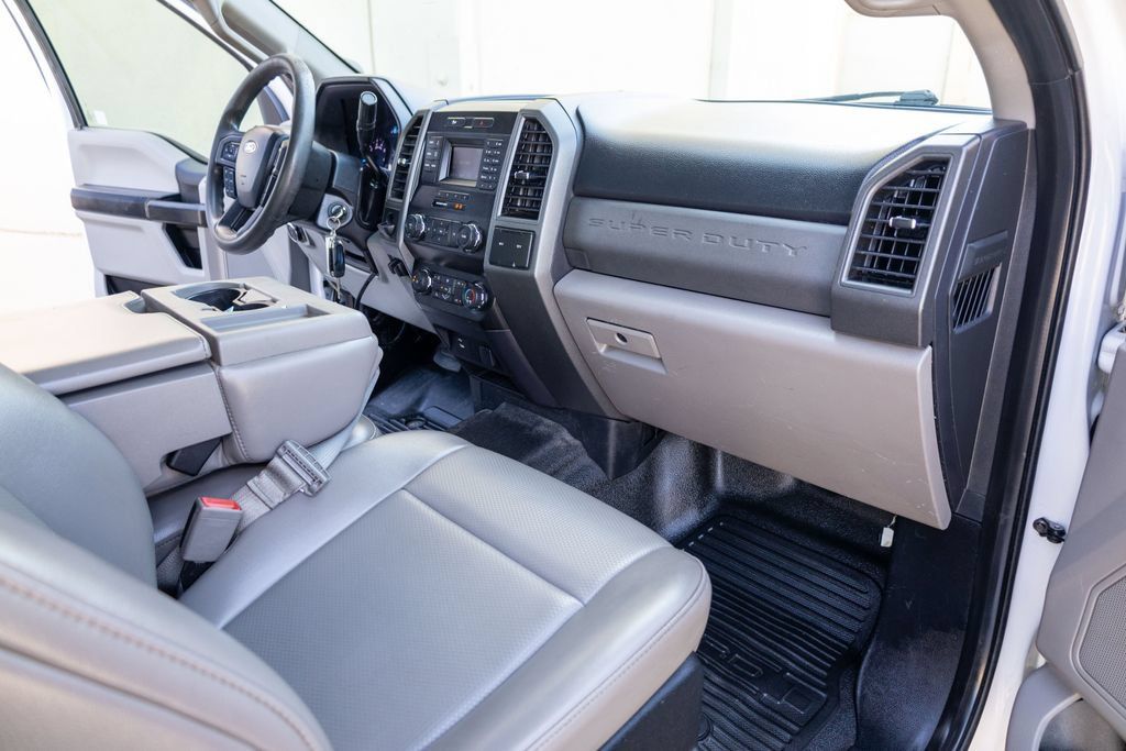 Used 2019 Ford F250 XL w/ STX Appearance Package RWD image 14