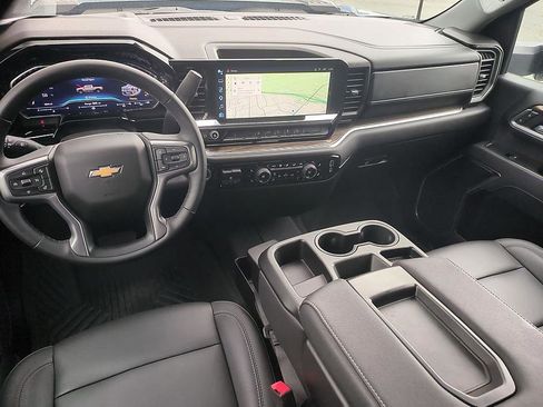 Used 2025 Chevrolet Silverado 2500 LT AWD/4WD image 29