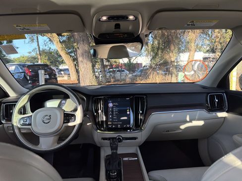 Used 2020 Volvo S60 T5 Inscription w/ Protection Package FWD image 34