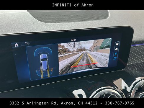 Used 2024 Mercedes-Benz GLB 250 4MATIC image 7