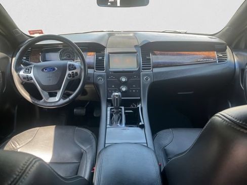 Used 2015 Ford Taurus Limited FWD image 10