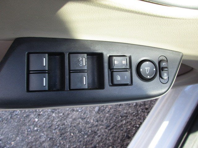 Used 2014 Honda Civic Hybrid Sedan image 16