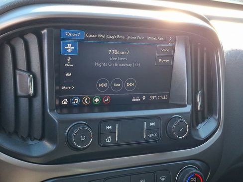 Used 2022 Chevrolet Colorado Z71 image 3