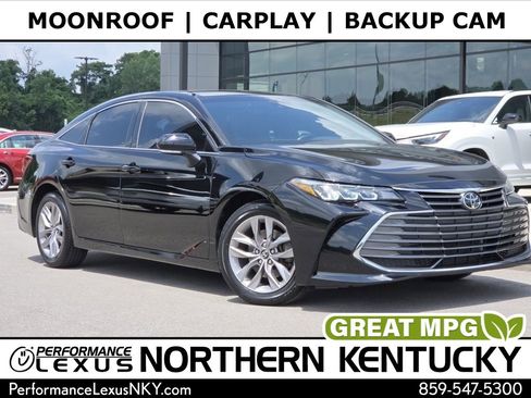 Used 2019 Toyota Avalon XLE w/ Moonroof Package FWD image 1