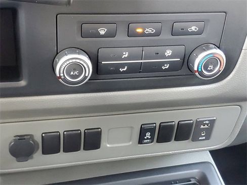 Used 2019 Nissan NV 1500 SV image 24
