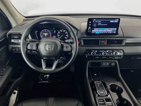 Used 2025 Honda Pilot EX-L image 22