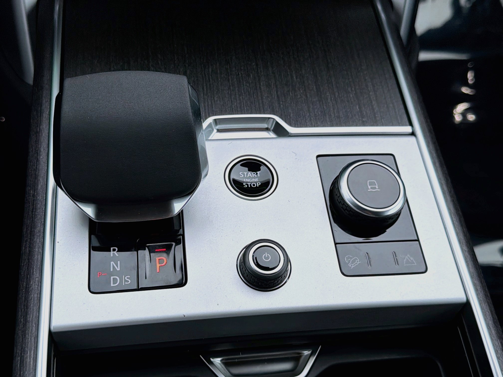 New 2027 Land Rover Range Rover SE AWD/4WD image 29