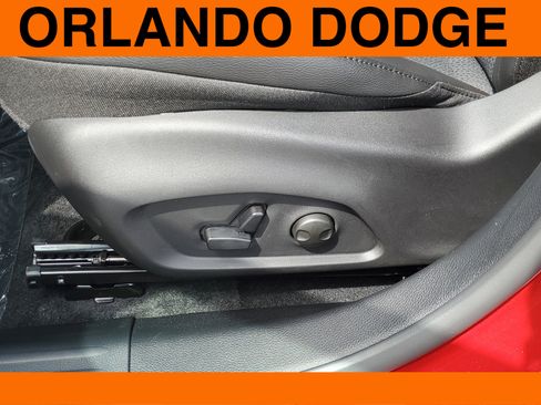 New 2025 Jeep Compass Trailhawk w/ Sun & Sound Group image 13