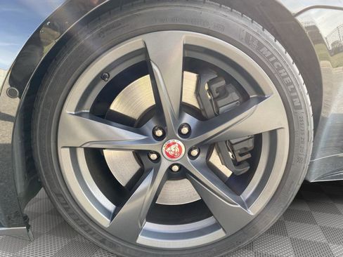 Used 2018 Jaguar F-TYPE 400 Sport image 7