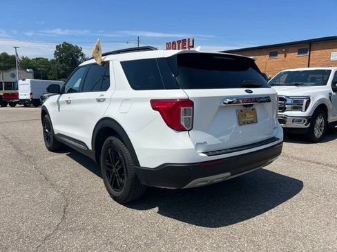 Certified 2024 Ford Explorer XLT w/ Equipment Group 202A AWD/4WD image 26