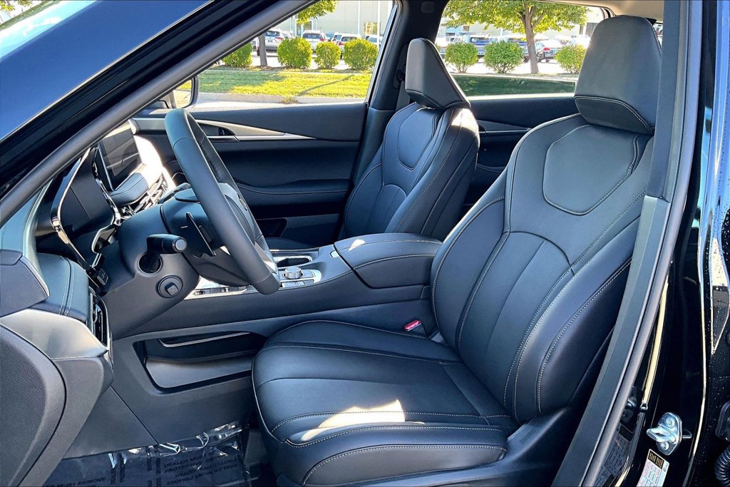 New 2027 INFINITI QX60 Luxe w/ Cargo Package AWD/4WD image 9