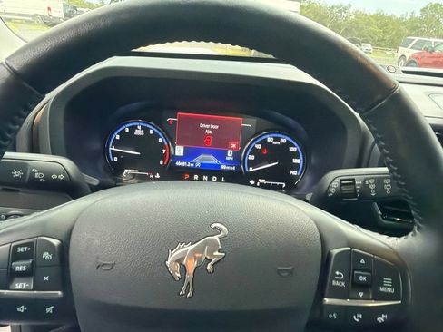 Used 2023 Ford Bronco Sport Outer Banks w/ Tech Package AWD/4WD image 16