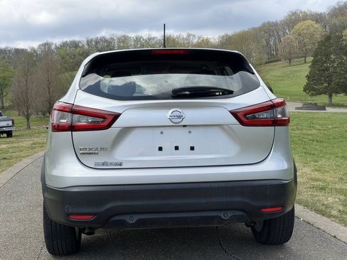 Used 2021 Nissan Rogue Sport S FWD image 5